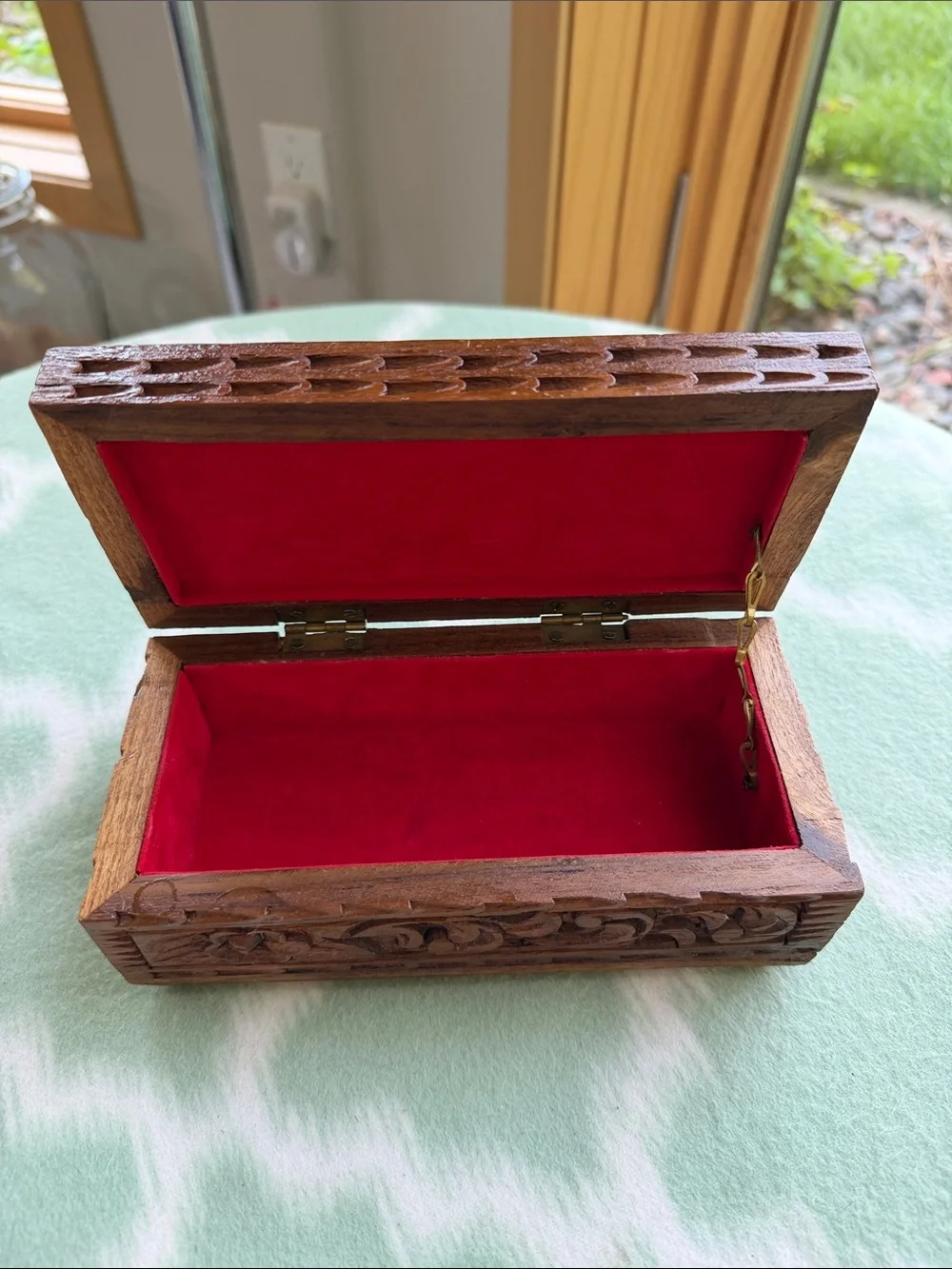 Hand-Carved Vintage Wooden Jewelry Box with Floral and Scrollwork - Brown